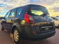 Usado Renault Grand Scénic II Dynamique 106 CV (77 kW) 2007 Negro Monovolumen