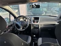 Usado Peugeot 207 70 CV (51 kW) 2008 Negro Berlina