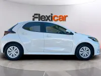 Usado Toyota Yaris Edition 125 CV (91 kW) 2023 Blanco Utilitario