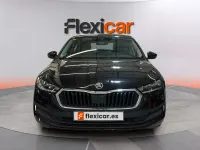 Usado Skoda Octavia Ambition 116 CV (85 kW) 2022 Negro Utilitario