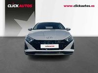 Usado Hyundai i20 101 CV (74 kW) 2025 Gris Utilitario