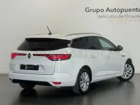 Usado Renault Mégane GrandTour Intens 115 CV (84 kW) 2021 Blanco Familiar