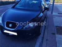 Usado Seat Leon Style 105 CV (77 kW) 2011 Negro Utilitario