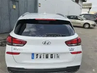 Usado Hyundai i30 120 CV (88 kW) 2021 Blanco Familiar