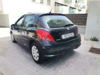 Usado Peugeot 207 Sport 95 CV (69 kW) 2008 Negro Utilitario