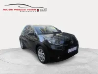 Usado Toyota Aygo X Play 72 CV (52 kW) 2024 Negro SUV