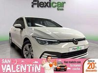 Usado VW Golf VIII Life 110 CV (80 kW) 2021 Blanco Familiar