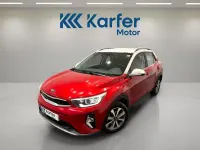 Usado Kia Stonic 120 CV (88 kW) 2022 Rojo SUV