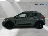 Usado Dacia Sandero Extreme 101 CV (74 kW) 2025 Verde Berlina