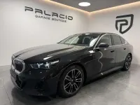 Usado BMW 520 M Sport 197 CV (144 kW) 2024 Gris Berlina