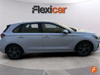 Usado Hyundai i30 116 CV (85 kW) 2021 Blanco Utilitario