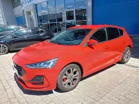 Usado Ford Focus ST-Line 125 CV (91 kW) 2025 Rojo Berlina