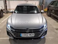 Usado VW Arteon R-line 150 CV (110 kW) 2022 Gris / plata Berlina