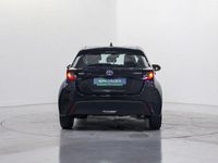 Usado Toyota Yaris Hybrid Business Edition 116 CV (85 kW) 2023 Negro Berlina