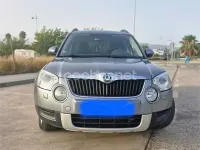 Usado Skoda Yeti Elegance 140 CV (102 kW) 2013 Gris / plata SUV