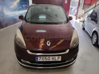 Usado Renault Grand Scénic III Expression 110 CV (80 kW) 2012 Violeta / lila Monovolumen