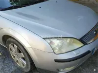 Usado Ford Mondeo Trend 115 CV (84 kW) 2006 Gris / plata Berlina