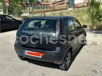 Usado Opel Corsa Sport 80 HP (58 kW) 2006 Preto Citadino