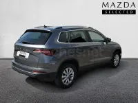 Usado Skoda Karoq Ambition 150 CV (110 kW) 2022 Gris / plata SUV
