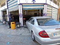 Usado Mercedes E270 Avantgarde 170 CV (125 kW) 2002 Gris / plata Berlina