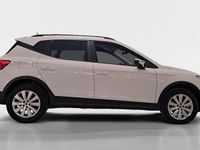 Usado Seat Arona Style 110 CV (80 kW) 2022 Blanco SUV