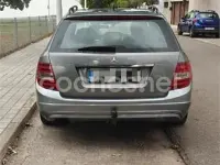 Usado Mercedes C200 136 CV (100 kW) 2012 Gris / plata Familiar