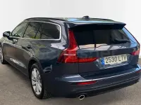 Usado Volvo V60 Momentum 197 CV (144 kW) 2021 Azul Familiar