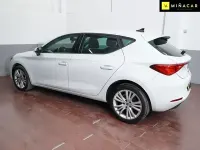 Usado Seat Leon Style 150 CV (110 kW) 2022 Blanco Berlina