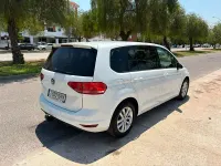 Usado VW Touran Advance 115 CV (84 kW) 2019 Blanco Monovolumen