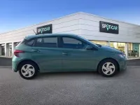 Usado Hyundai i20 84 CV (61 kW) 2023 Verde Utilitario