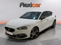Usado Seat Leon FR 150 CV (110 kW) 2021 Blanco Berlina