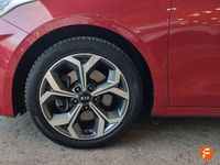 Usado Kia Ceed 100 CV (73 kW) 2020 Rojo Utilitario