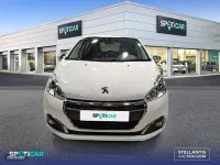 Usado Peugeot 208 Style 82 CV (60 kW) 2018 Blanco Utilitario