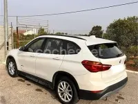 Usado BMW X1 Sport Line 150 CV (110 kW) 2017 Blanco SUV