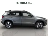 Usado Skoda Karoq Selection 150 CV (110 kW) 2025 Gris SUV