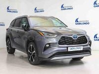 Usado Toyota Highlander Advance 246 CV (180 kW) 2021 Gris / plata SUV