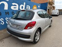 Usado Peugeot 207 Sport 70 CV (51 kW) 2010 Gris / plata Berlina