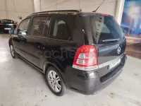 Usado Opel Zafira Family 125 CV (91 kW) 2012 Gris / plata Monovolumen