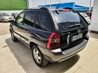 Usado Kia Sportage LX 142 CV (104 kW) 2006 Negro SUV