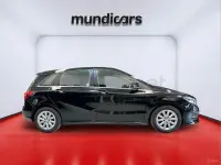 Usado Mercedes B180 Urban 109 CV (80 kW) 2016 Negro Monovolumen
