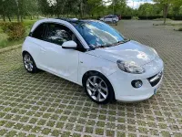 Usado Opel Adam Glam 100 CV (73 kW) 2014 Blanco Utilitario