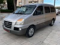 Usado Hyundai H-1 140 CV (102 kW) 2008 Gris / plata Monovolumen