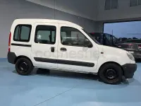 Usado Renault Kangoo 70 CV (51 kW) 2005 Blanco Monovolumen