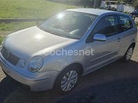 Usado VW Polo Trendline 65 CV (47 kW) 2004 Gris / plata Utilitario