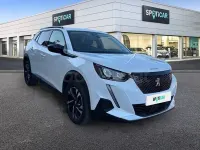 Usado Peugeot 2008 Allure 110 CV (80 kW) 2021 Blanco SUV