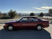 Usado Mercedes E300 136 CV (100 kW) 1993 Granate Familiar