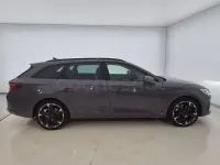 Usado Cupra Leon 190 CV (139 kW) 2023 Gris / plata Familiar