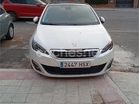 Usado Peugeot 308 Allure 155 CV (114 kW) 2013 Blanco Berlina