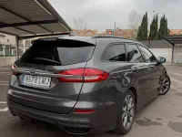 Usado Ford Mondeo ST-Line 150 CV (110 kW) 2021 Gris / plata Familiar