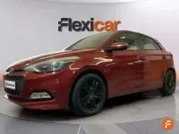 Begagnad Hyundai i20 101 HK (74 kW) 2017 Röd Halvkombi